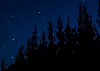 What to do when bored in bed at night - night sky Star watching is another fun way to pass the time when bored in bed at night