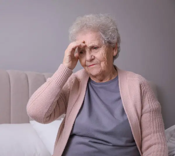 Many are unware of the link between insomnia and dementia photo of senior who's insomnia in midlife increased her risk for dementia